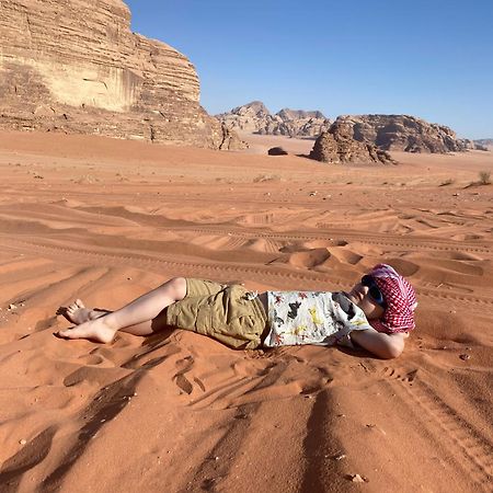 Wadi Rum Hugo Camp Ngoại thất bức ảnh