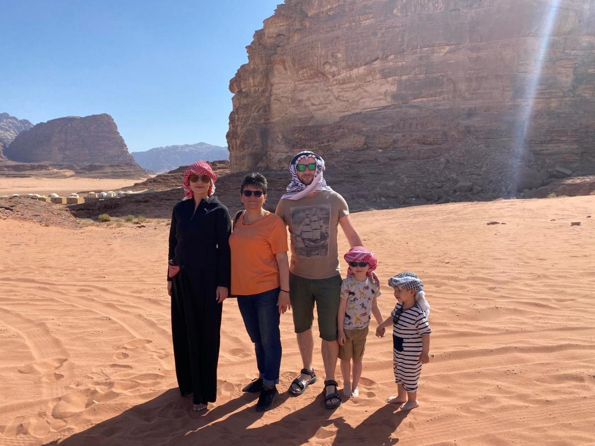 Wadi Rum Hugo Camp Ngoại thất bức ảnh