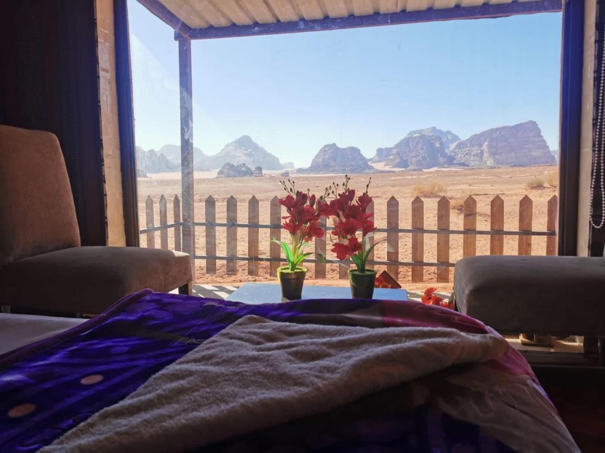 Wadi Rum Hugo Camp Ngoại thất bức ảnh