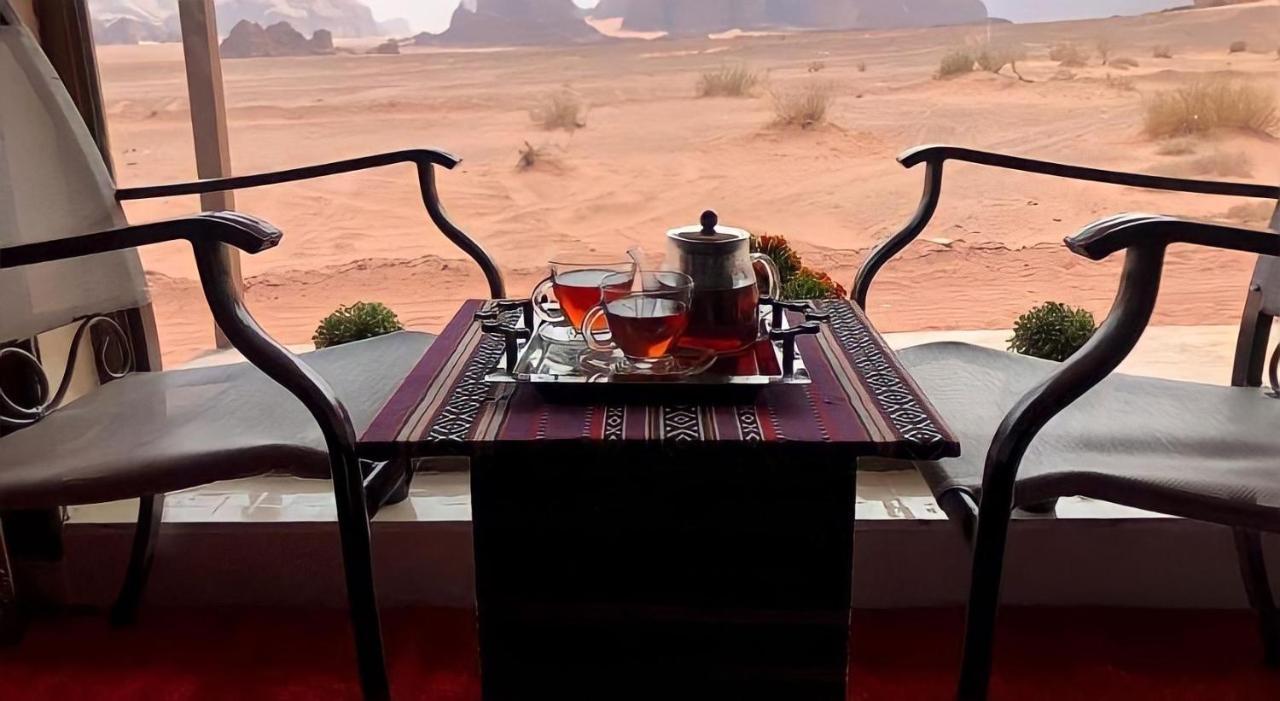 Wadi Rum Hugo Camp Ngoại thất bức ảnh