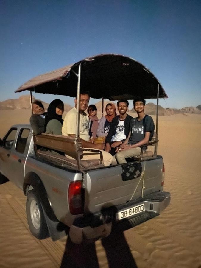 Wadi Rum Hugo Camp Ngoại thất bức ảnh